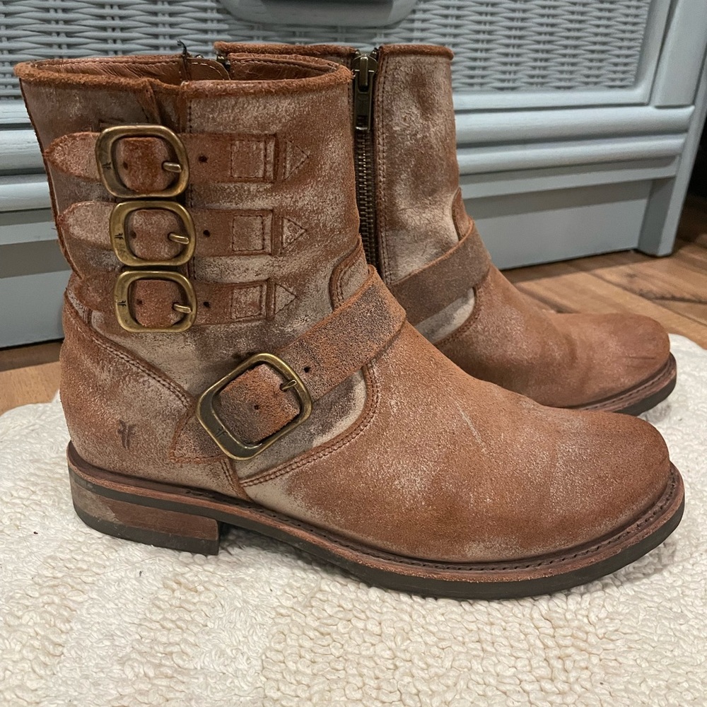 Women’s Frye Boots size 8.5